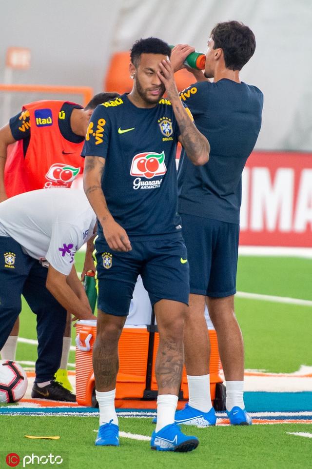 球员待遇提 球员待遇提