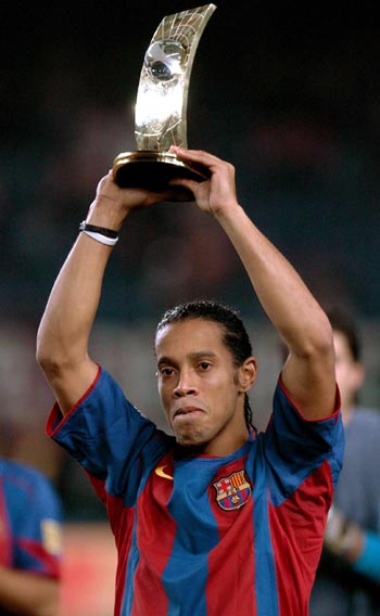 国际市场突 国际市场突