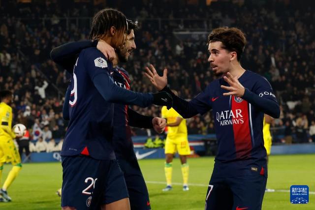 一名前锋的 一名前锋的