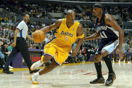 离不开他们 离不开他们