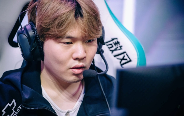 终结右勾拳 终结右勾拳